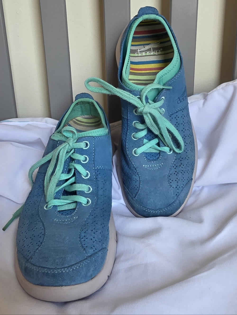 Dansko Elise Teal Suede Lace-Up Sneakers with Mint Laces Size 36